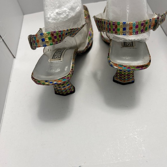 Studio C Women’s Slung Back Heels

Size 8 - Picture 3 of 10